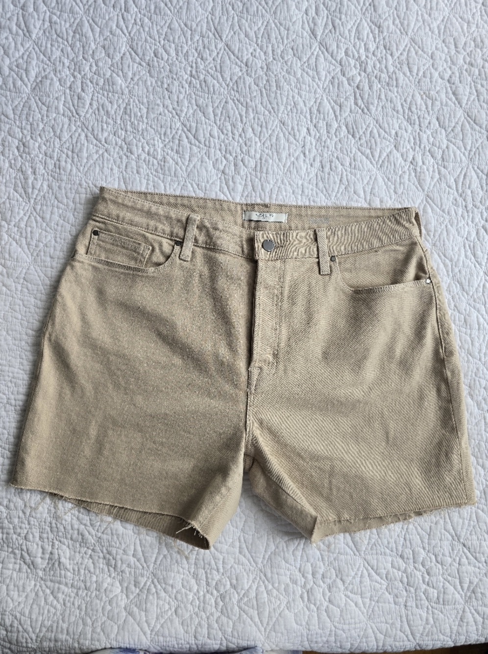 Fidelity Denim JIMI Boyfriend Khaki Tan Shorts 4.5" Size 32 Sand